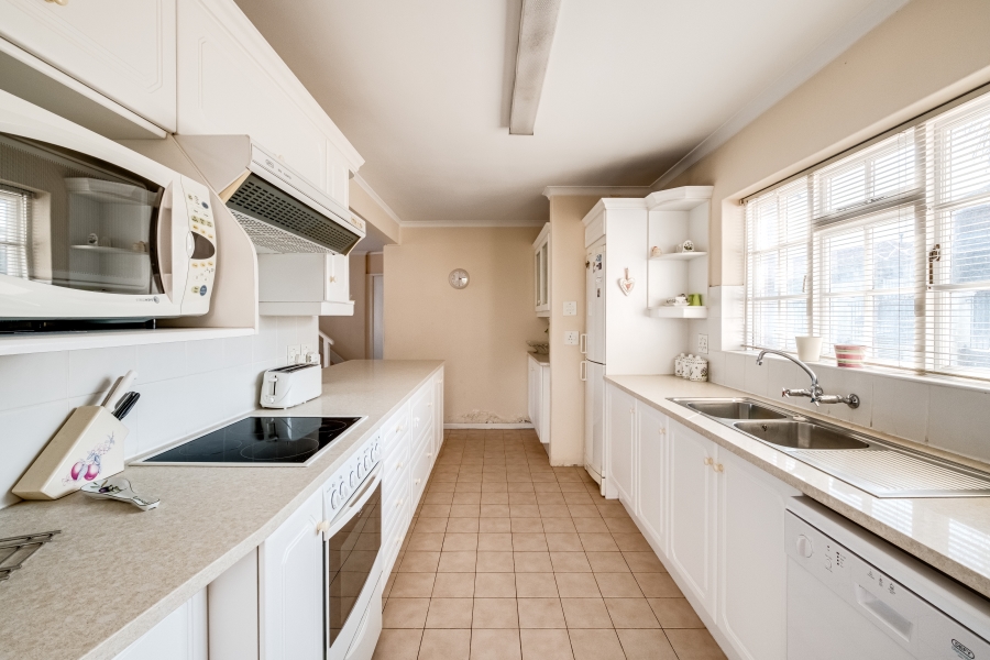 3 Bedroom Property for Sale in Flamingo Vlei Western Cape